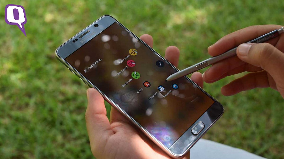 Air Command on Samsung Galaxy Note 5. (Photo: <b>The Quint</b>) 