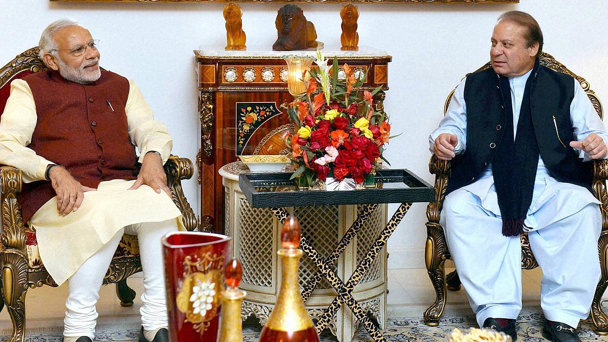 Prime Minister Narendra Modi and his Pakistani counterpart Nawaz Sharif at a meeting in Lahore. (Photo: PTI)