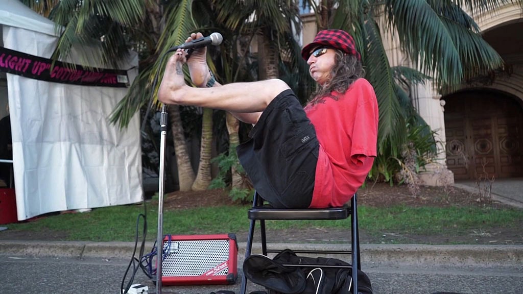 Mark Goffeney was born without arms but has taught himself to shred solos on a six-string and strum a variety of tunes on the bass guitar. (Photo: AP)