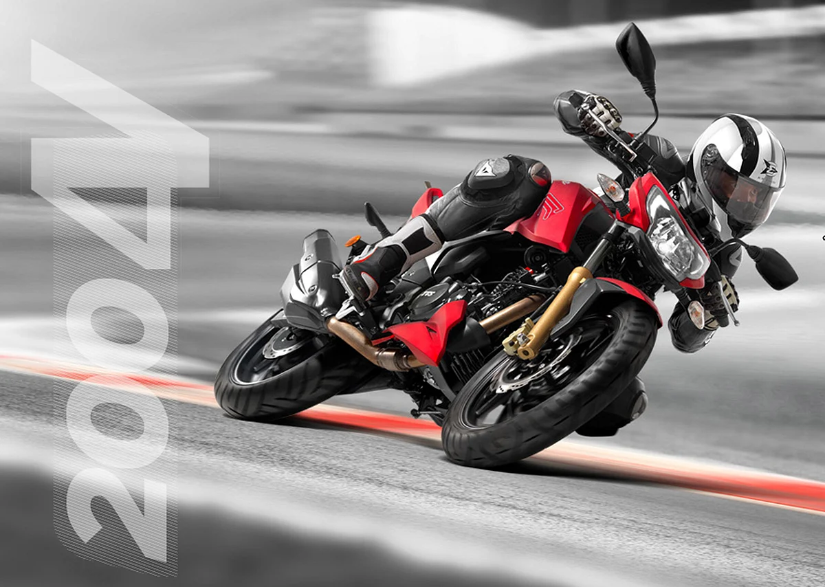 TVS Apache 200 RTR 4V comes in matte finished paint schemes. (Photo: <a href="http://www.tvsapache.com/rtr-200.aspx">TVS</a>)