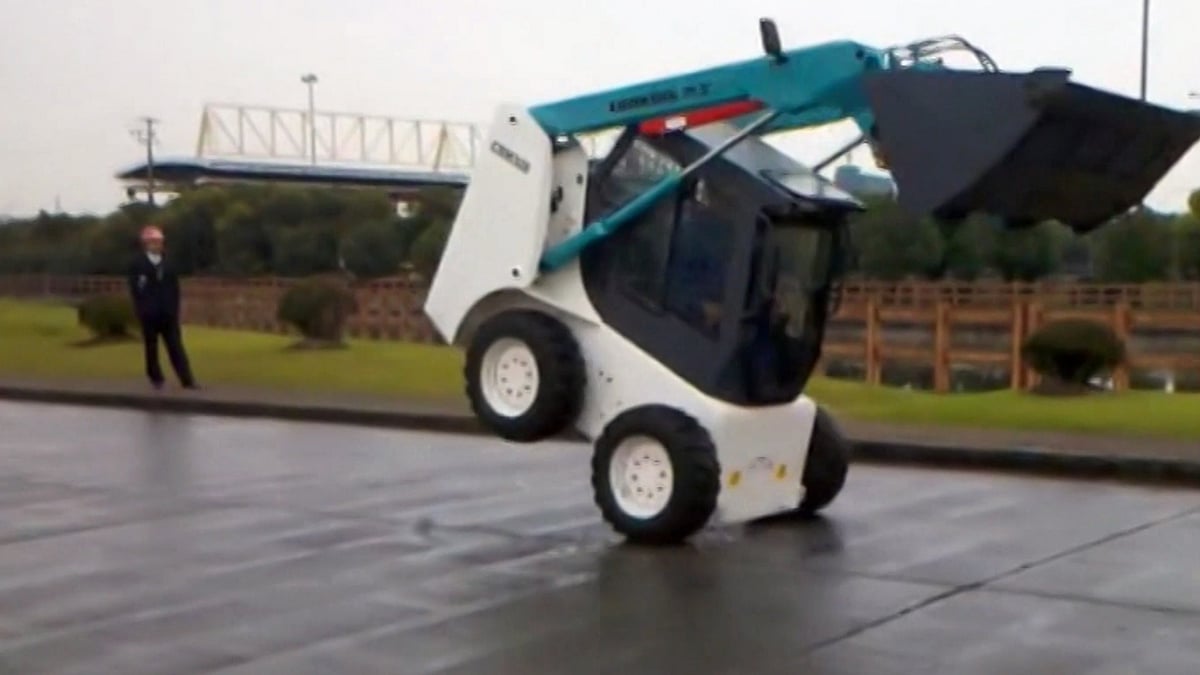 This loader can  spin incredibly fast. (Photo: AP screengrab)
