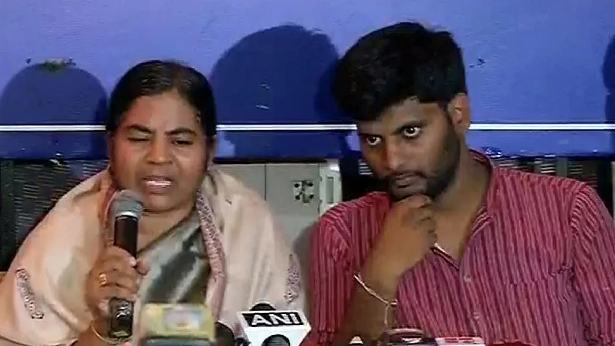 Rohith Vemula’s mother and friends addressing a press conference revealing HRD Minister Smriti Irani’s lies in the parliament. (Photo: ANI Screen Grab)
