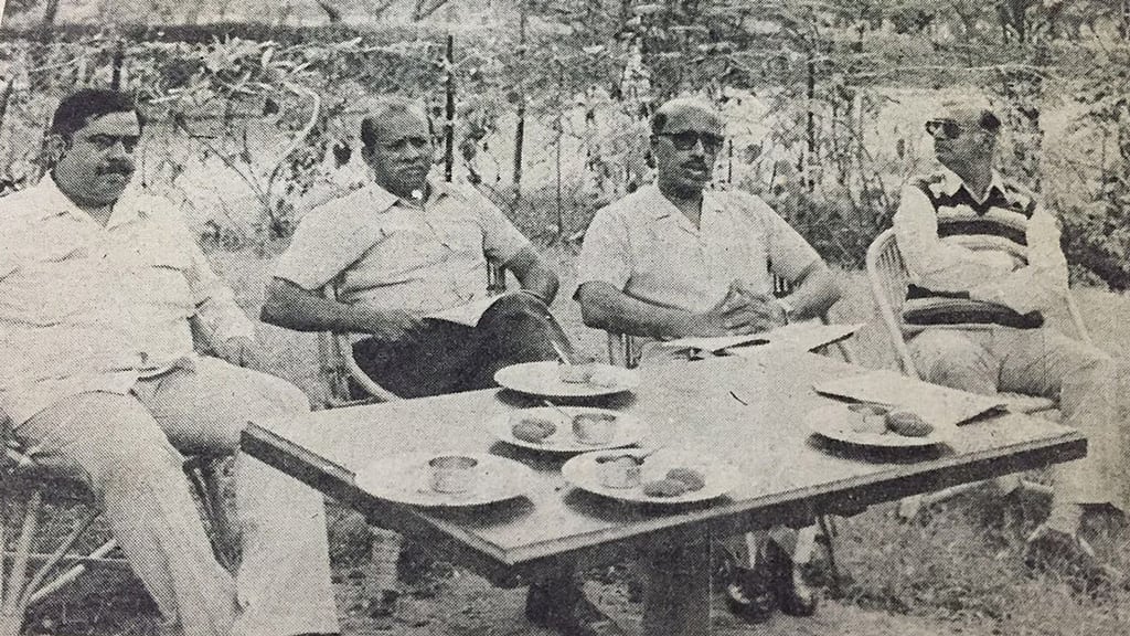 (Left, third) Sunny Mathews at a press meet organised by the Kuwait Indians’ Evacuation Committee in 1990. (Photo Courtesy: James Mathews)