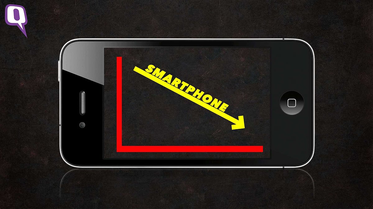 Smartphone growth to be in single digits for the first time in 2016. (Photo: <b>The Quint</b>)
