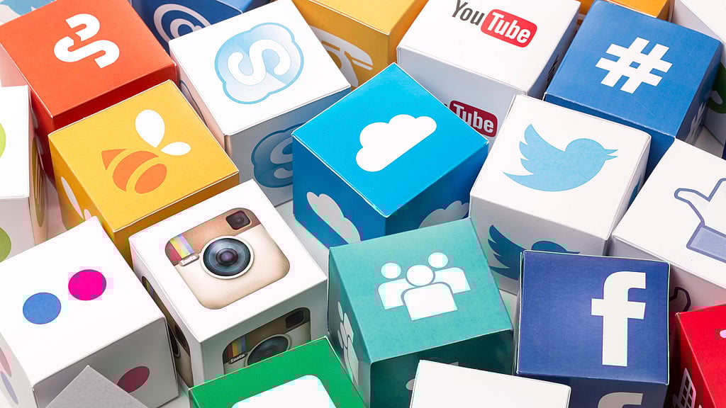 Explore this week’s top hits on social media. 