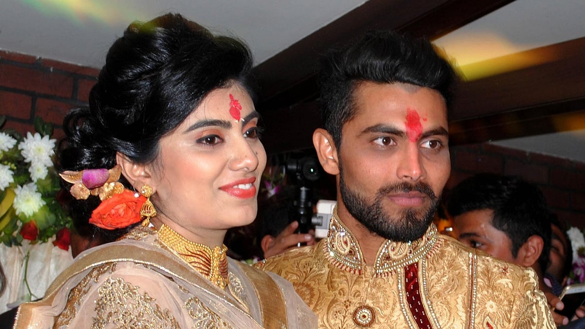 Ravindra Jadeja with his fiance Riva Solanki during their engagement (Photo: IANS)