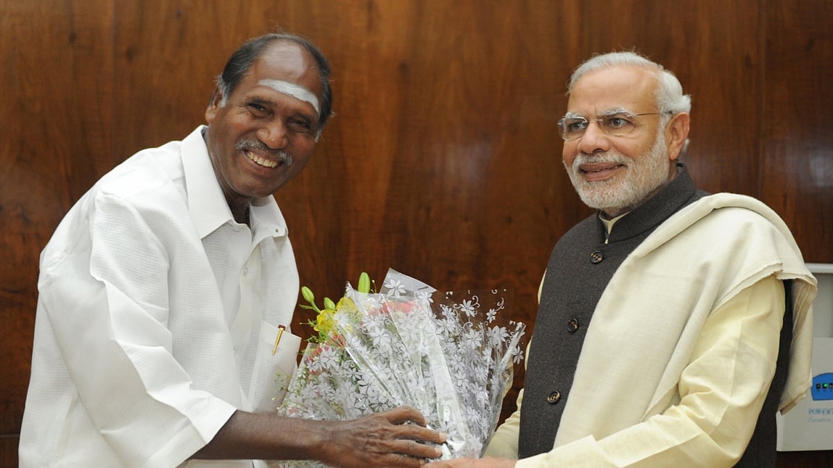 Puducherry Chief Minister N Rangasamy calls on Prime Minister Narendra Modi, in New Delhi on Dec 11, 2015. (Photo: IANS)
