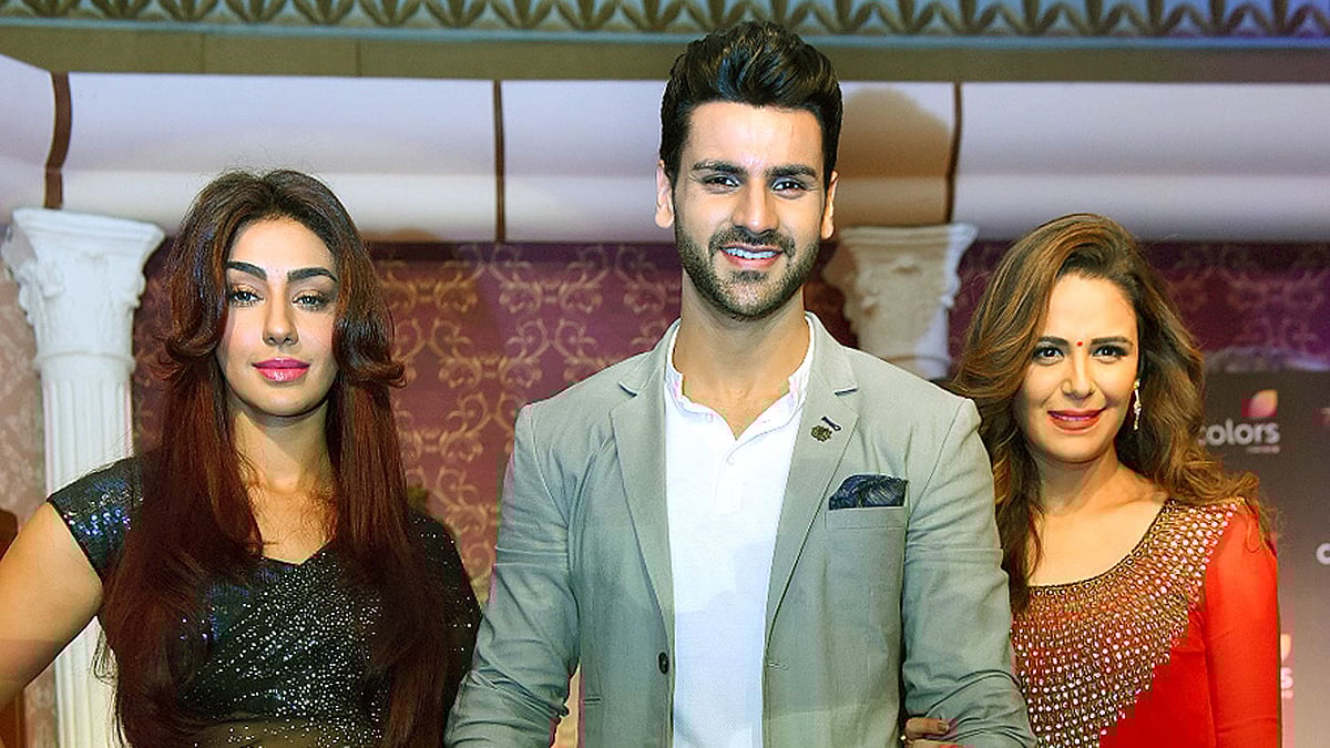 Mahek Chahal, Vivek Dahiya and Mona Singh at the launch of <i>Kavach </i>(Photo Yogen Shah)