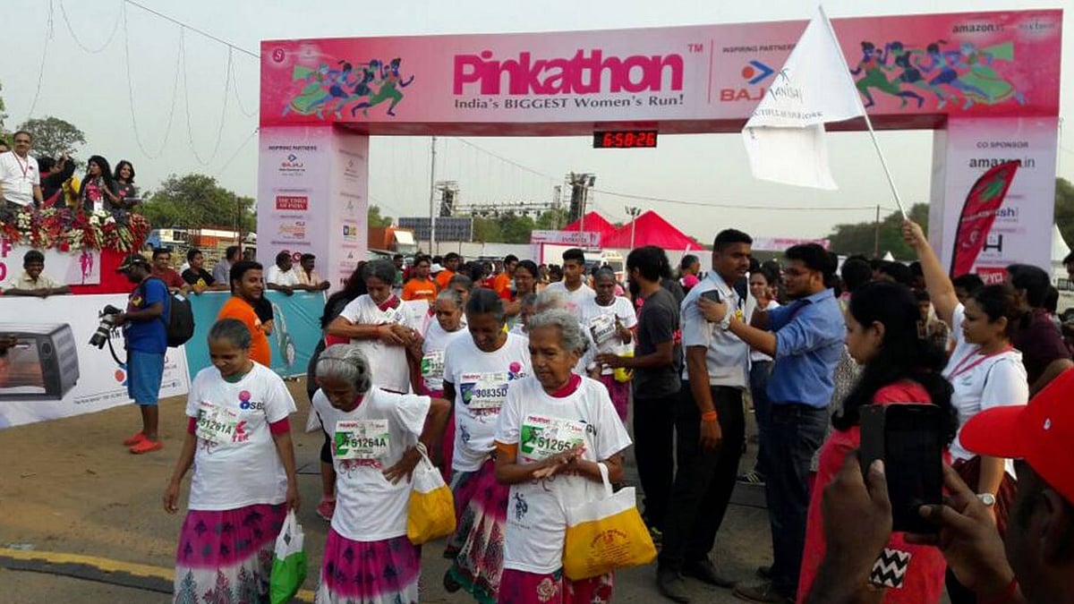 Women participate in a Pinkathon event. (Photo Courtesy: Twitter/<a href="https://twitter.com/BajajElectrical/status/739331845205041152">@BajajElectrical</a>)