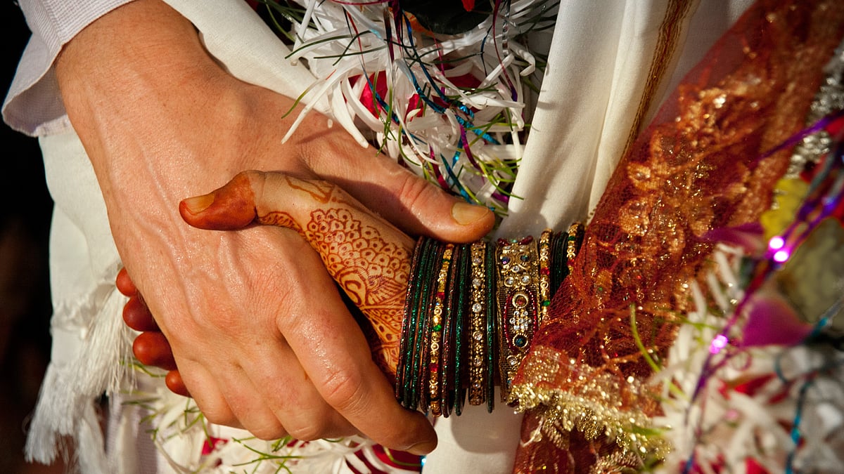 Matrimonial websites must only be for marriage, says the government. Not your annoying neighbour. (Photo: iStock)