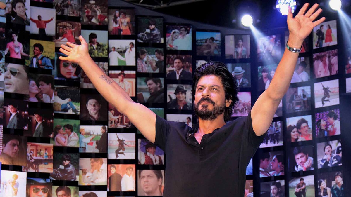 If SRK wishes to shave off big bucks from the VFX budget to play a midget, he must head to ‘le goode olde days.’ (Photo: Yogen Shah)