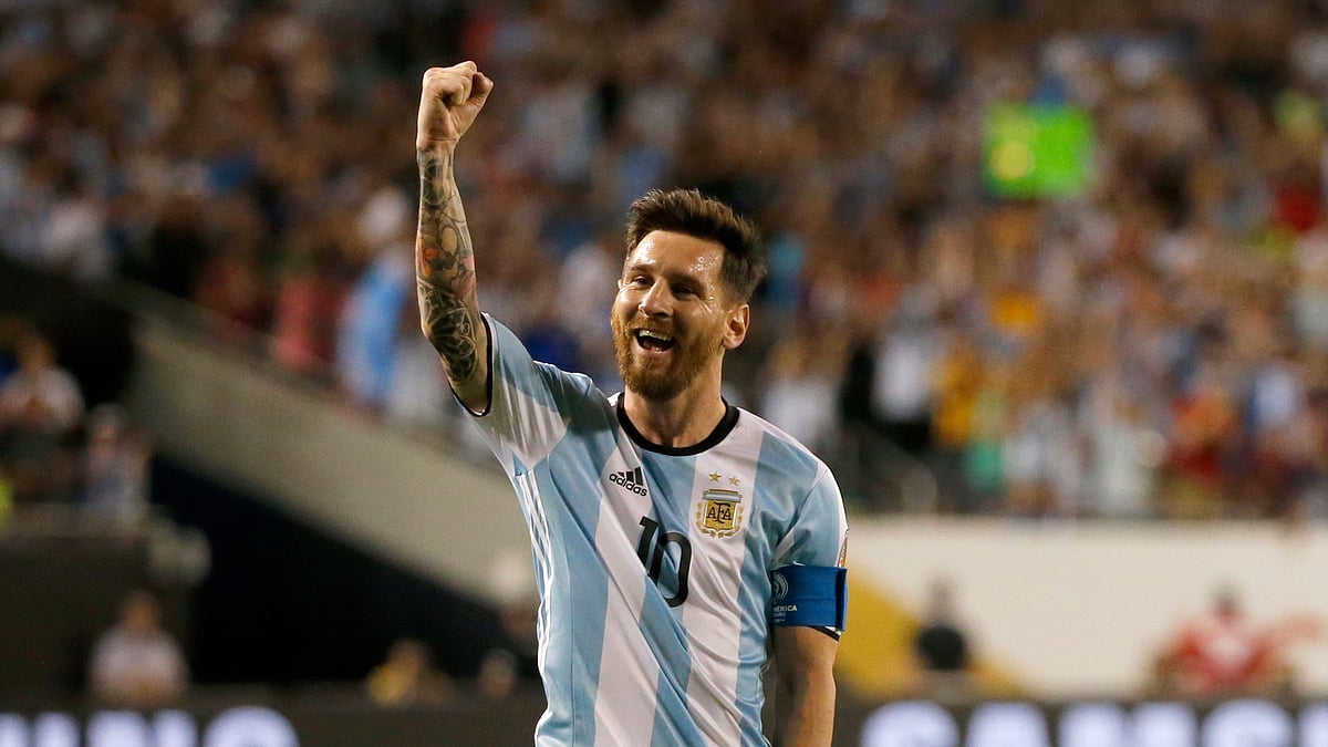Argentina’s Lionel Messi (10) celebrates after scoring a goal against Panama (Photo: AP)