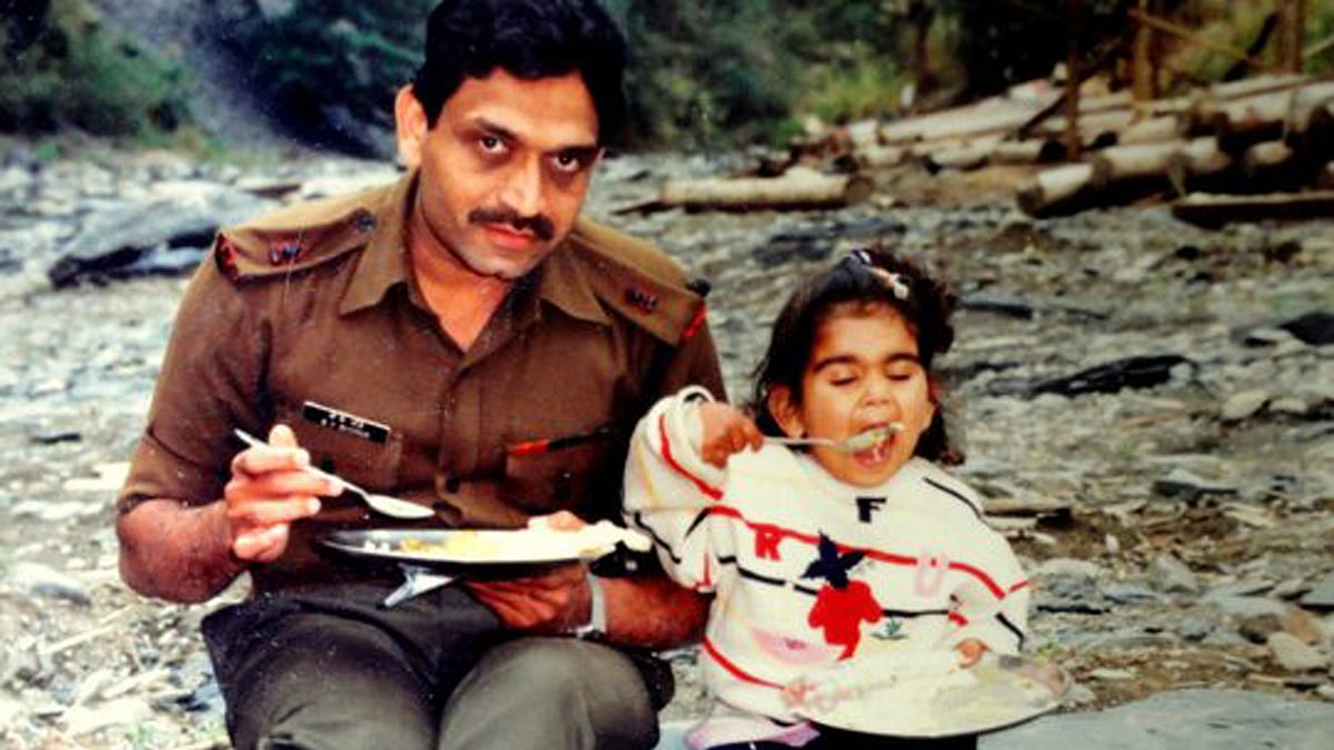 My daddy strongest! (Photo Courtesy: Pranjali Bhonde Pethe)