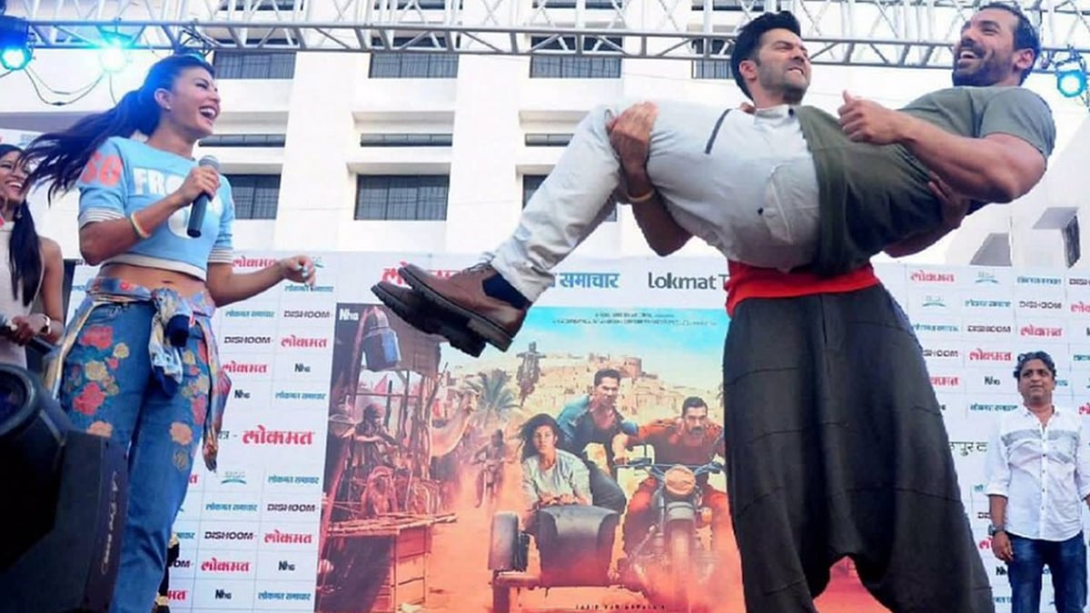  (Photo Courtesy: <a href="https://twitter.com/Varun_dvn">Twitter.com/VarunDhawan</a>)