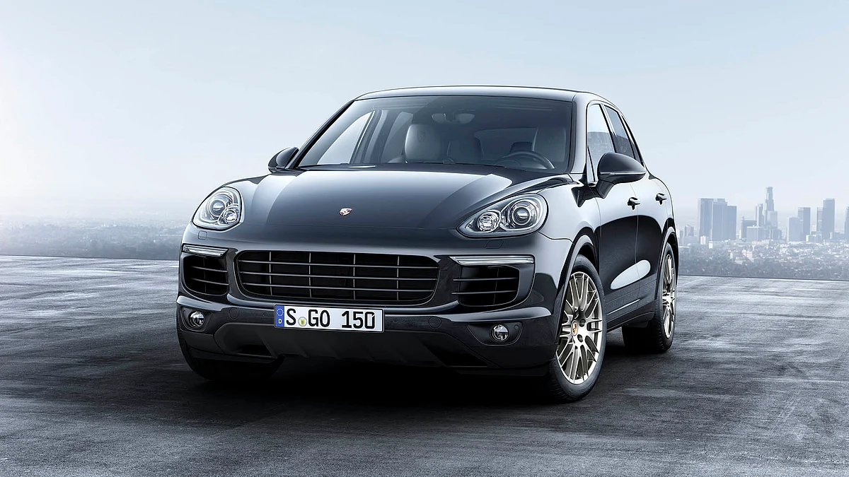 The limited Platinum edition packs a lot of exclusive features. (Photo Courtesy: <a href="https://pmepress.porsche.com/prod/presse_pag/PressResources.nsf/jumppage/de-modelle-cayenne-cayenneplatinum?OpenDocument">Porsche</a>)