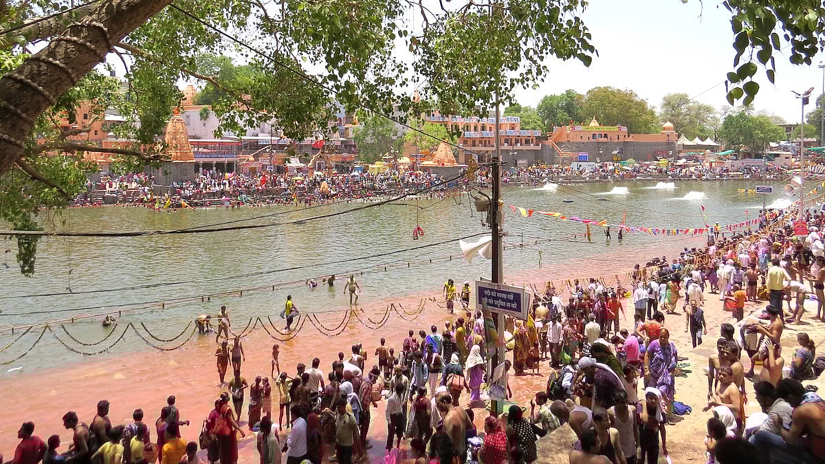 The ghats of Shipra during the Kumbh Mela in Ujjain. (Photo: Soumya Sarkar)