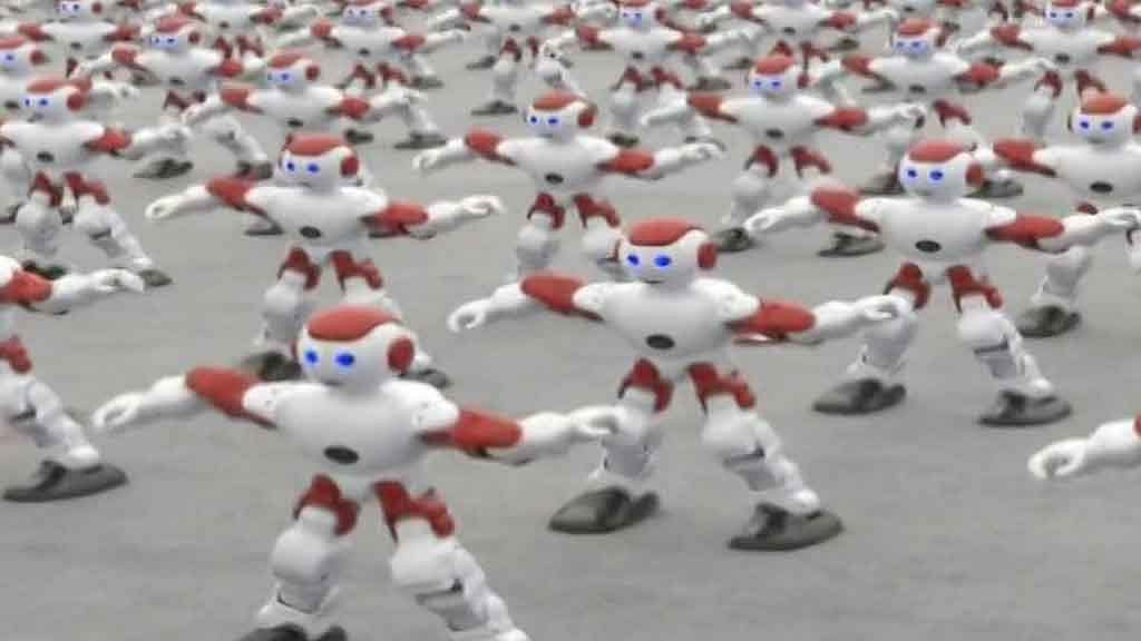 1,000 robots synchronised their steps to set a new world record. (Photo: AP Screengrab)