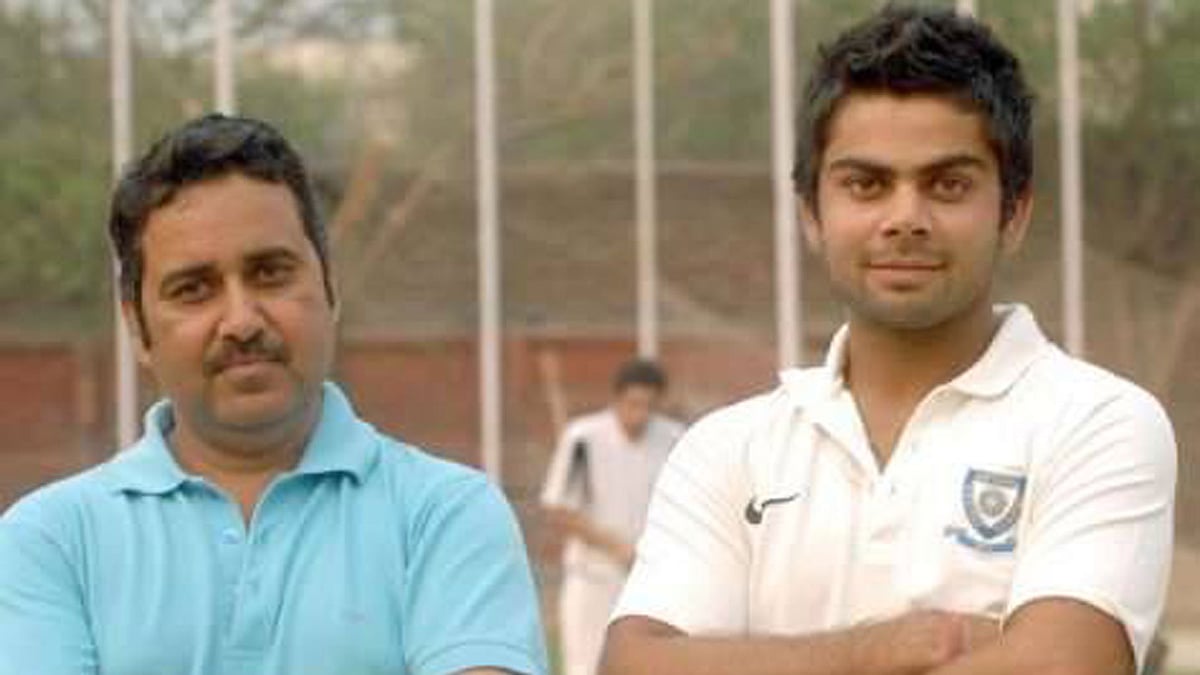 Rajkumar Sharma (L) and Virat Kohli (R). (Photo: Facebook/<a href="https://www.facebook.com/CrickRevolt/">@Cricket Revolt</a>)