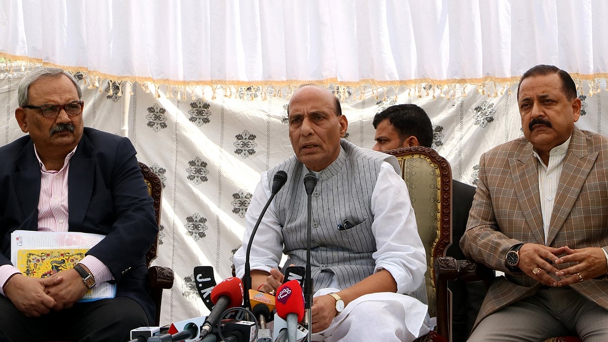 Union Home Minister Rajnath Singh addresses a press conference in Srinagar on Monday. (Photo: IANS)