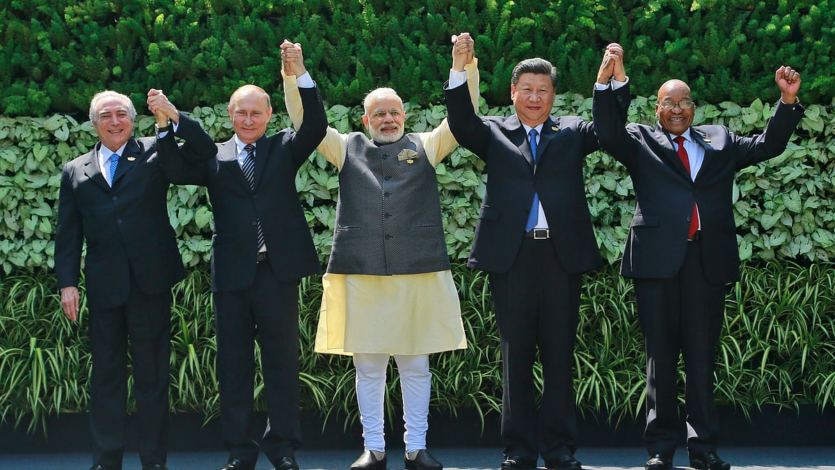 Prime Minister greets the leaders in Goa agead of the eight BRICS Summit. (Photo: AP)