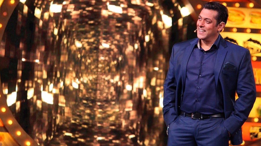 Salman talks to the contestants. (Photo Courtesy: Colors)