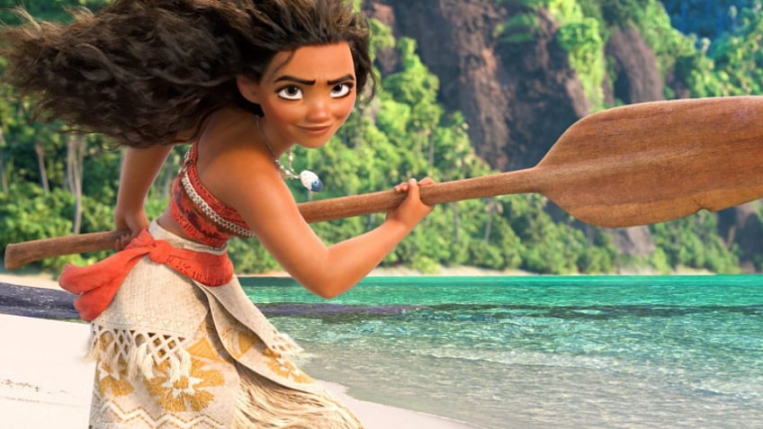 Moana is a fiery Polynesian who sets out on an adventure all by herself. (Photo Courtesy: Twitter/<a href="https://twitter.com/blicqer/status/799402906592026624">Blicquer</a>)