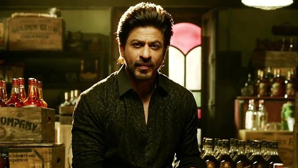 Shah Rukh Khan in <i>Raees</i>. (Photo Courtesy: Twitter)