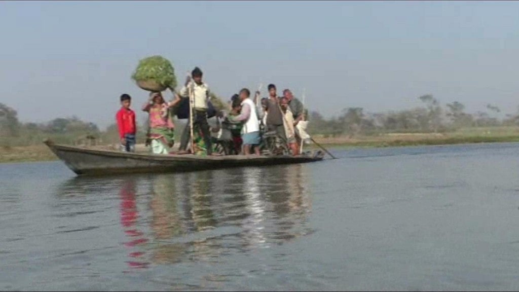 Every election season, politicians come in with promises of building a bridge across Bansi. (Photo: The Quint)