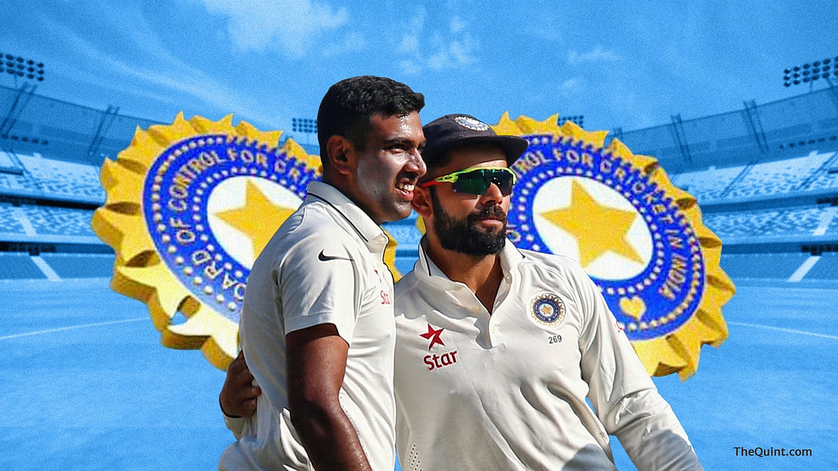R Ashwin (L) and Virat Kohli (R). (Photo: Reuters/Liju Joseph/<b>The Quint</b>)