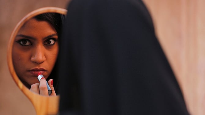 Konkona Sensharma in a still from <i>Lipstick Under My Burkha</i>. (Photo Courtesy: Twitter)