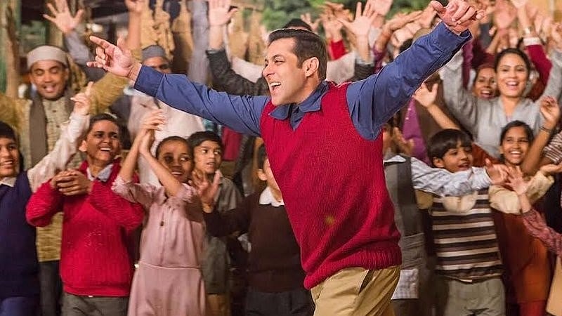 Salman Khan in a still from <i>Tubelight. </i>(Photo courtesy: Twitter/SalmanSovereign)