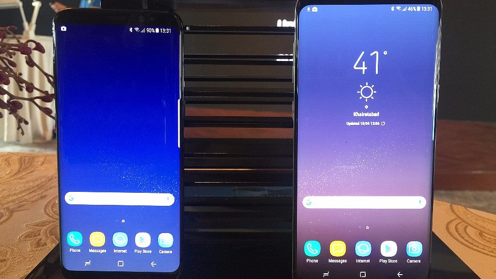 Samsung Galaxy S8 (left) and S8+ now in India. (Photo: <b>The Quint</b>)