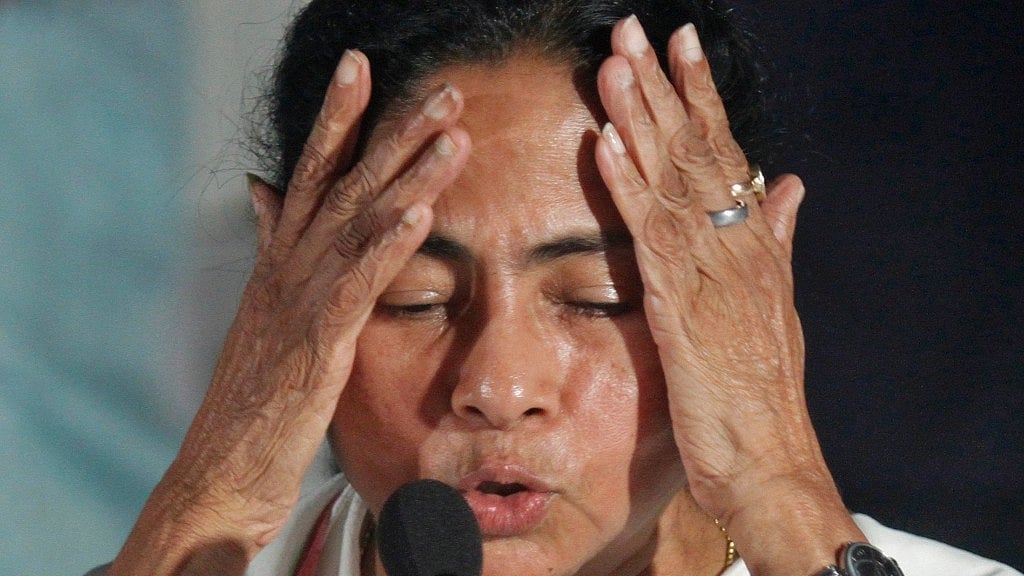 A case has been registered against 13 MLAs from Mamata Banerjee’s TMC for allegedly taking money. (Photo: Reuters)