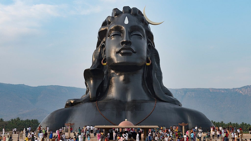 The bust at the Isha Yoga Foundation  was unveiled by Prime Minister Narendra Modi on 24 February. (Photo: Wikimedia Commons)