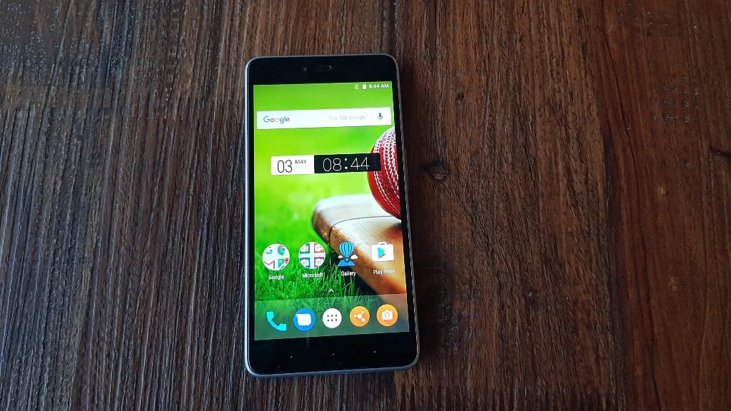 

Smartron srt.phone. (Photo: <b>The Quint</b>)