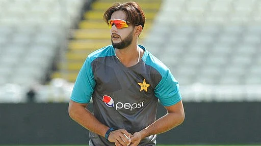 Twitter is in splits over Imad Wasim’s hairstyle. (Photo: AP)