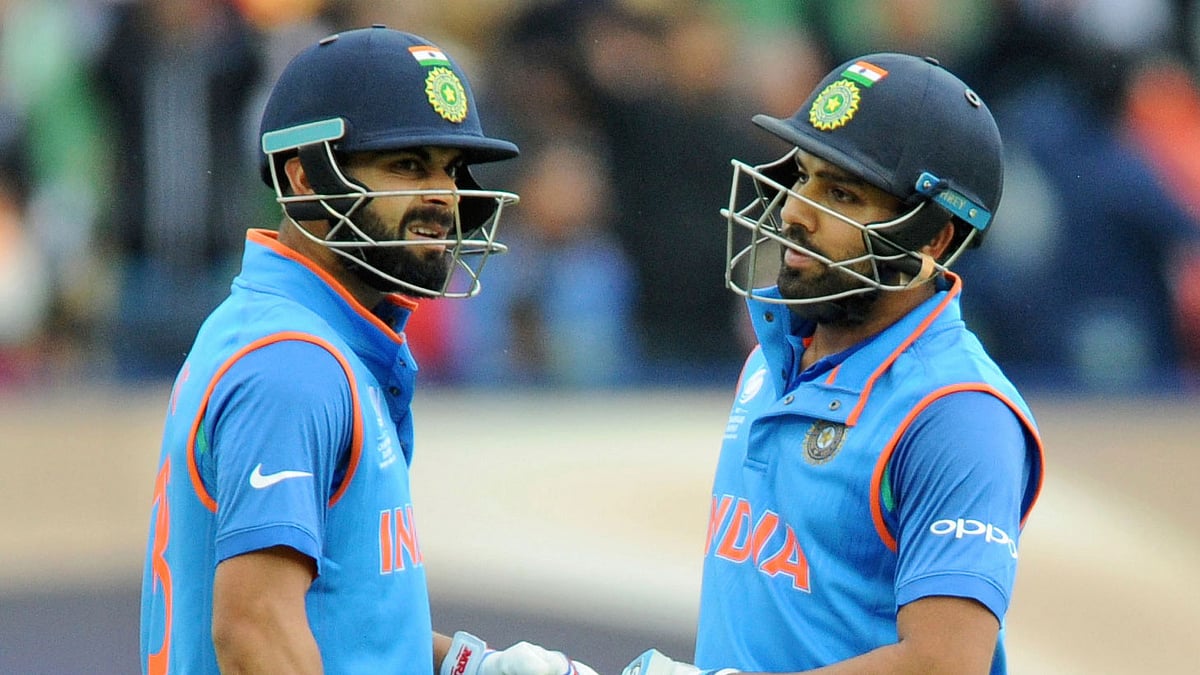 File photo of Virat Kohli (L) and Rohit Sharma (R). (Photo: AP)