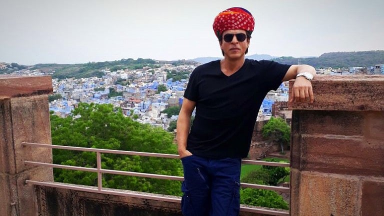 SRK visits Jodhpur to accept his membership.&nbsp;