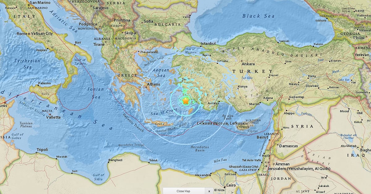 

Greece and Turkey lie in an especially earthquake-prone zone. &nbsp;
