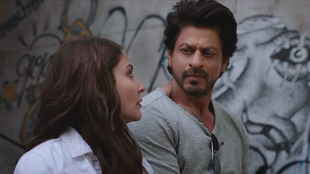 Shah Rukh Khan with Anushka Sharma in the trailer of <i>Jab Harry Met Sejal</i>.&nbsp;