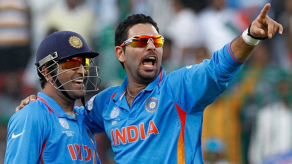 File photo of MS Dhoni (L) and Yuvraj Singh (R).