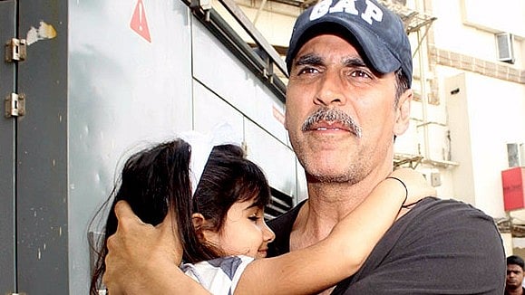 Akshay Kumar with daughter Nitara.&nbsp;