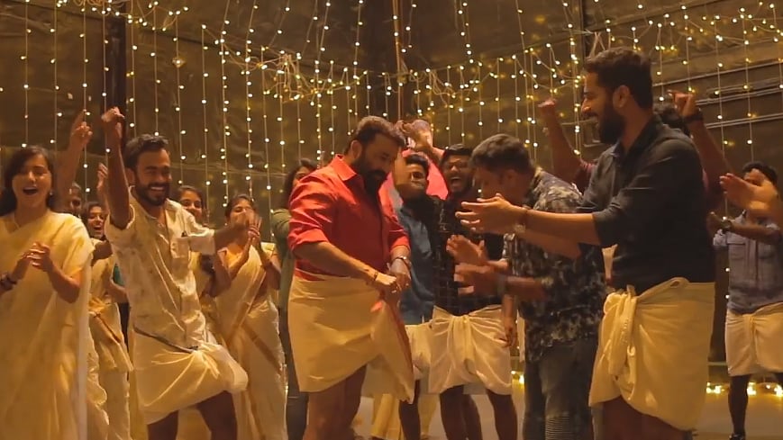 Actor Mohanlal grooves to Jimikki Kammal.