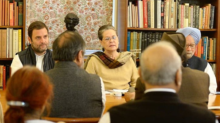 Congress leaders Rahul Gandhi, Sonia Gandhi and former Prime Minister Manmohan Singh at the CWC meet on 20 November.