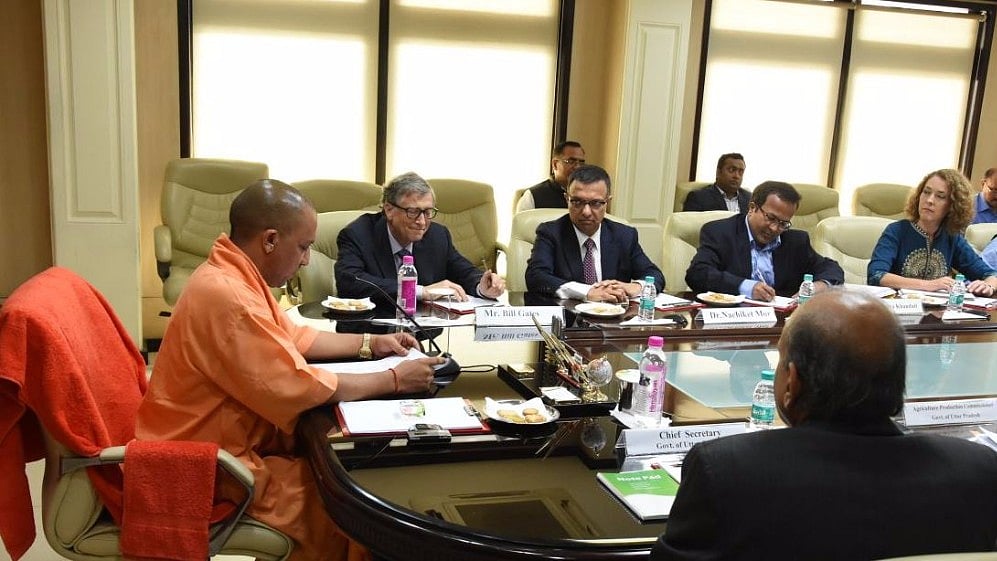 Yogi Adityanath with Bill Gates.