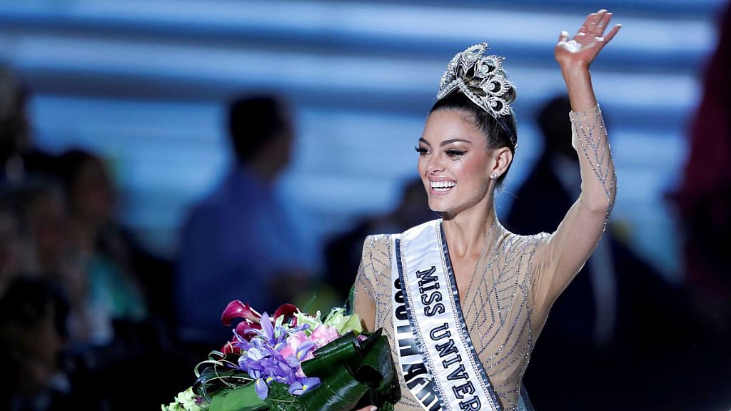 Miss South Africa Demi-Leigh Nel-Peters after being crowned Miss Universe 2017.