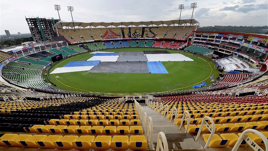 Green Field Stadium covered due to heavy rains in Thiruvananthapuram on Monday, a day before the third and final T20 international cricket match between India and New Zealand.&nbsp;
