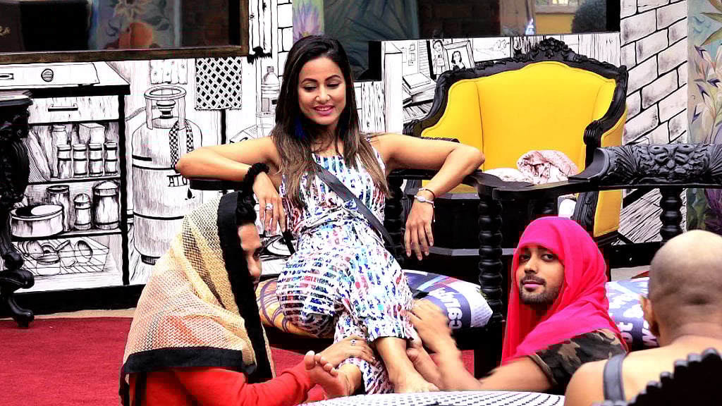 Hina Khan gets pampered in the Bigg Boss house.&nbsp;
