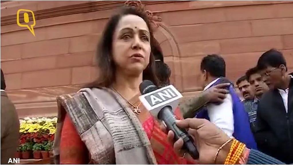 Malini lambasted the authorities for being lax in allowing the reckless construction of restaurants.