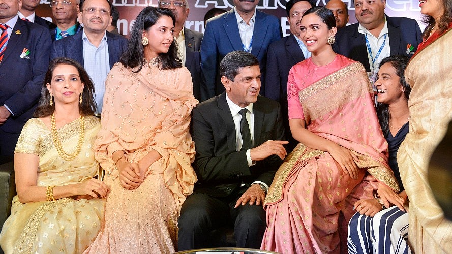 Ujjala, Anisha, Prakash and Deepika Padukone at the award ceremony.